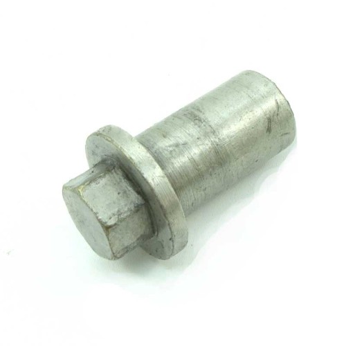 Special nut fixing top rocer cover - 1.6L & 2L engine
