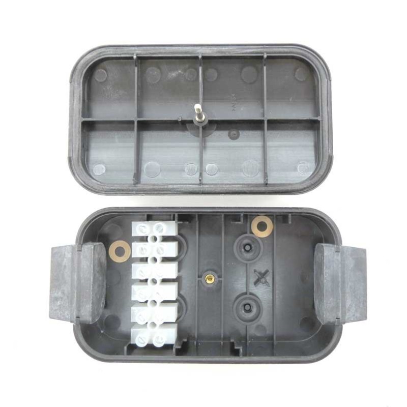 Boîte de dérivation étanche 6 fils