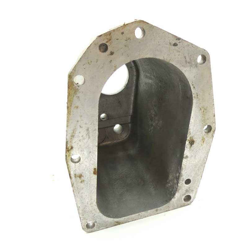 Housing for front output shaft 1951-55