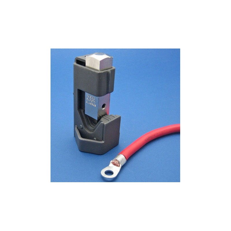 Outil à sertir les cosses des fils de batterie