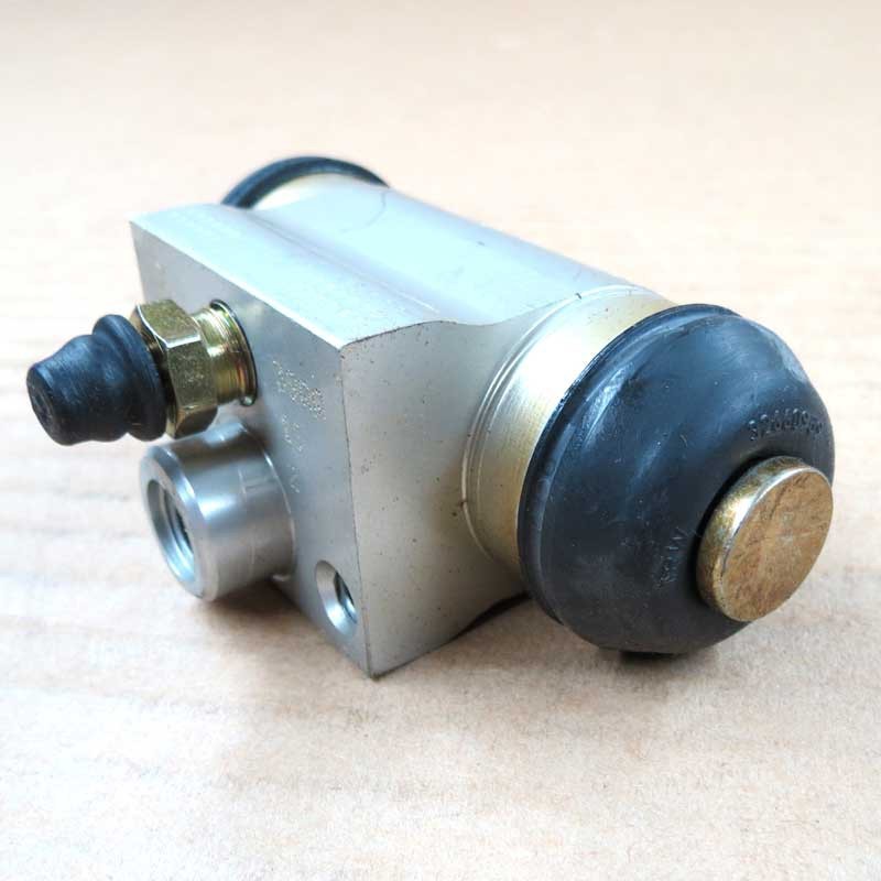 Cylindre de roue arrière 2001-2006