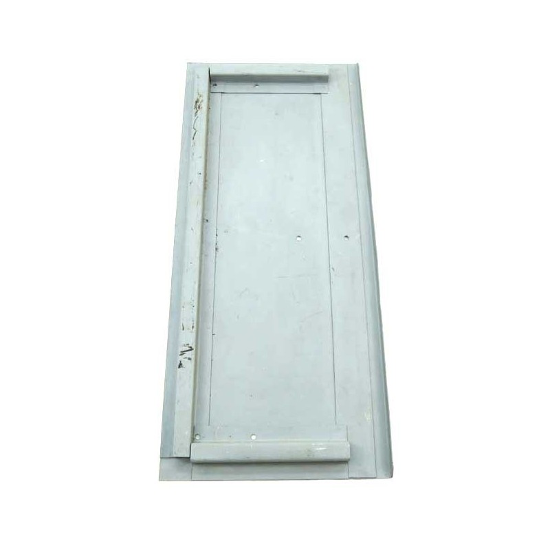 Locker lid for wheelarch box