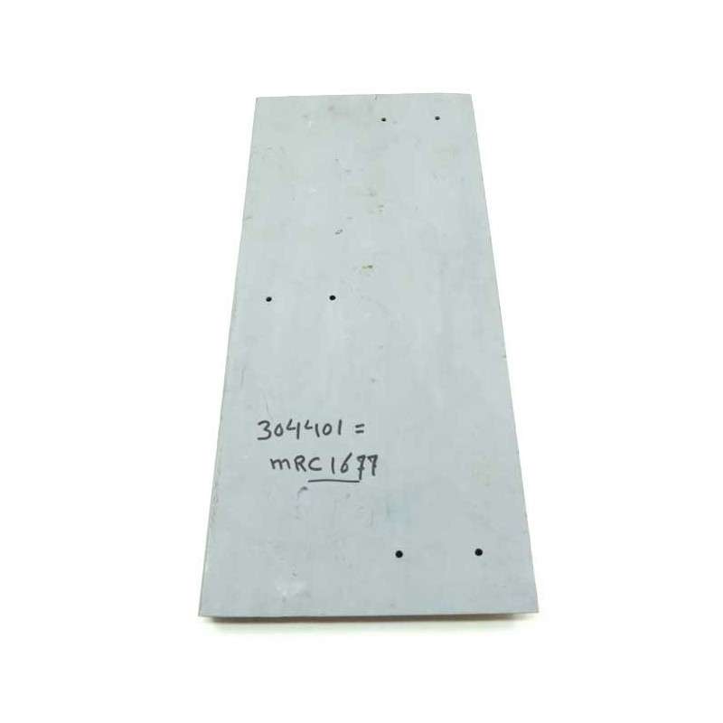 Locker lid for wheelarch box