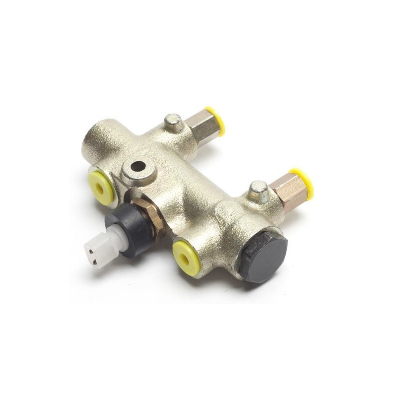 Shuttle valve - Def110 1984-90