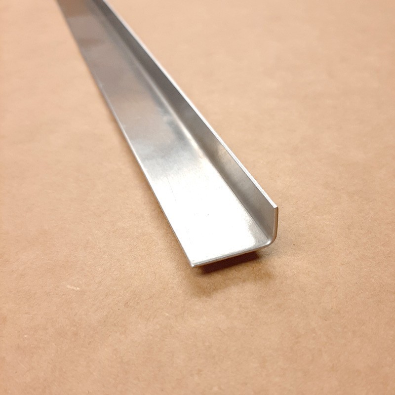 Latte de fixation joint haut de porte 1948-53