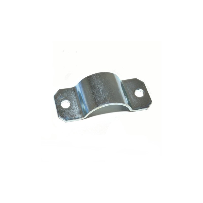 Center bracket for intermediate exhaust pipe