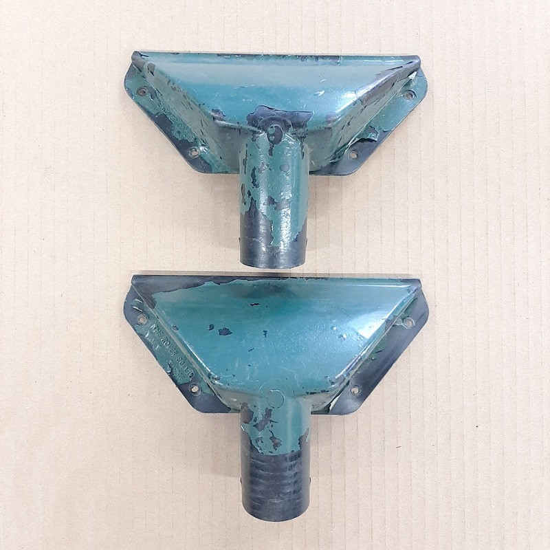 Windscreen heater vent demisters - used