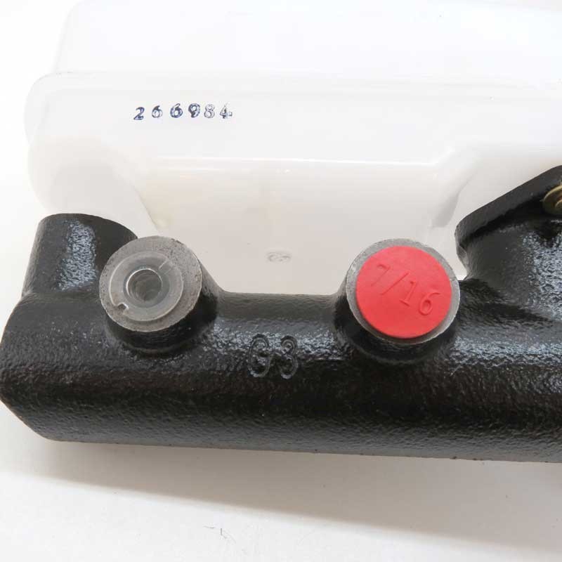 Maître cylindre de frein 109" - avec servo - double circuit