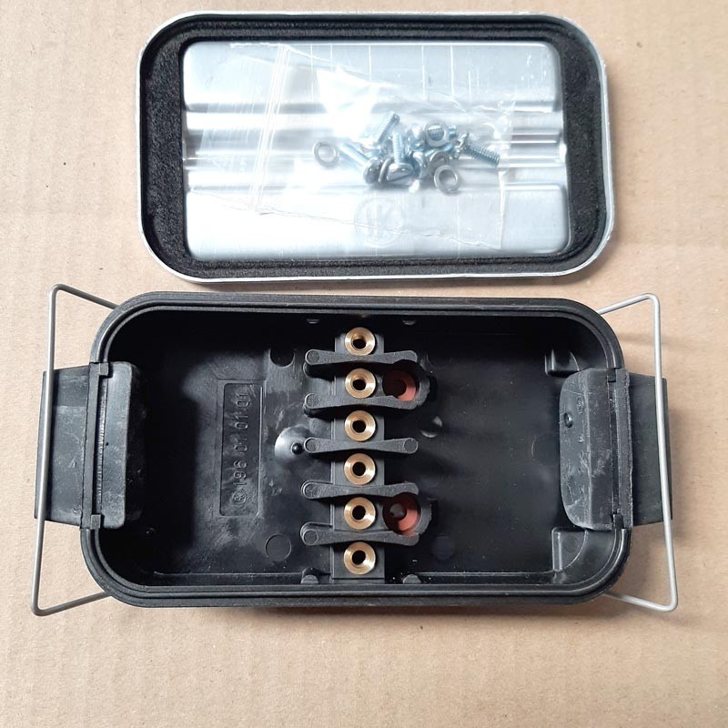 Boîte de dérivation - 6 raccords