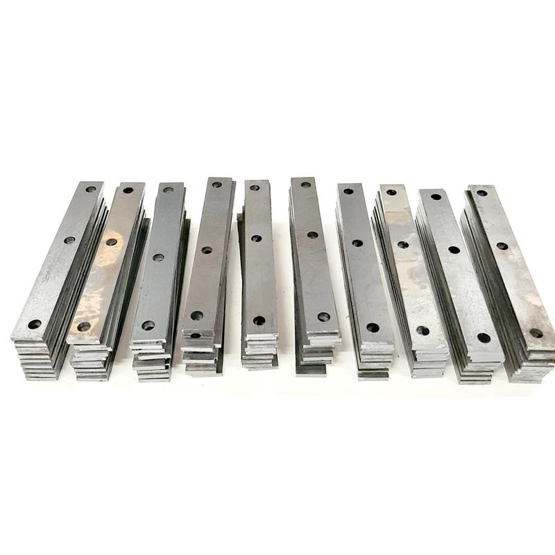 Cale de montage pour joint arrière de carter