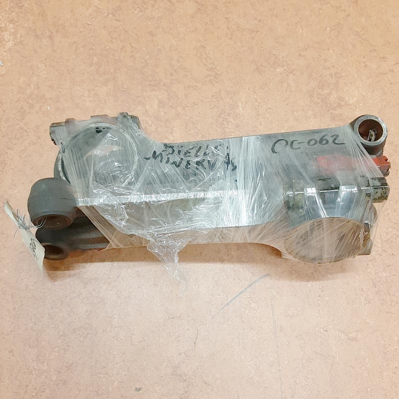 Set 4 connecting rod 1.6 & 2L engine - used