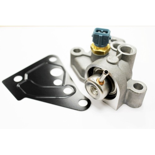 Fuel block connector - from engine 10P15968B - without hoses