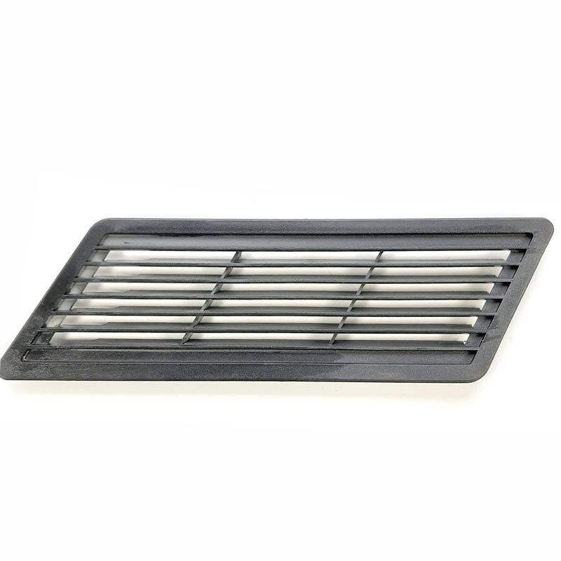 Vent RH rear outer in rear upper quarter