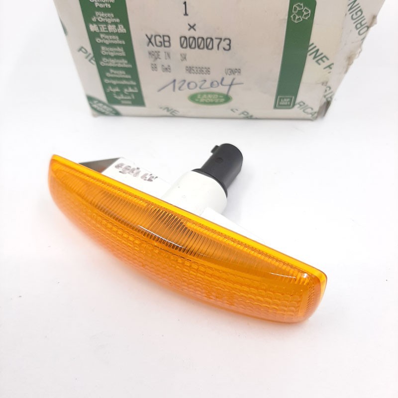 Side repeator flasher side