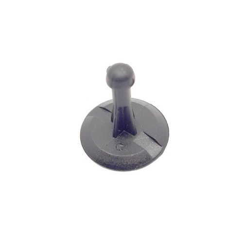 Clip plastique sous pare-brise