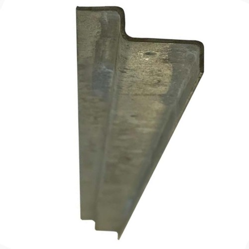 Kick strip rear tailboard 109" 3 doors