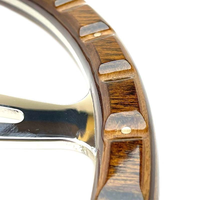 Volant en bois et centre de volant - Serie